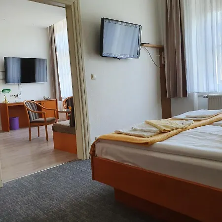 Peenebruecke Hotel 3*