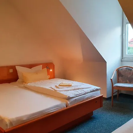 מלון Peenebruecke