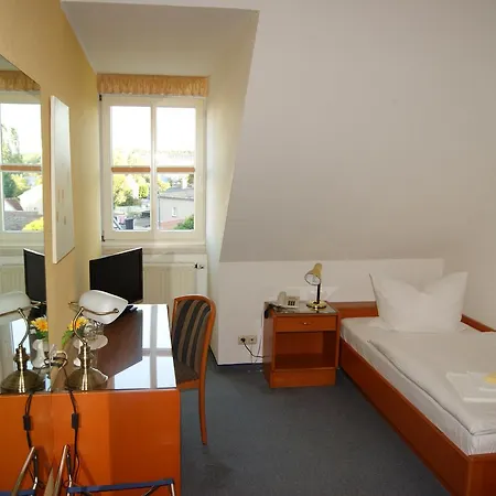 Peenebruecke Hotel